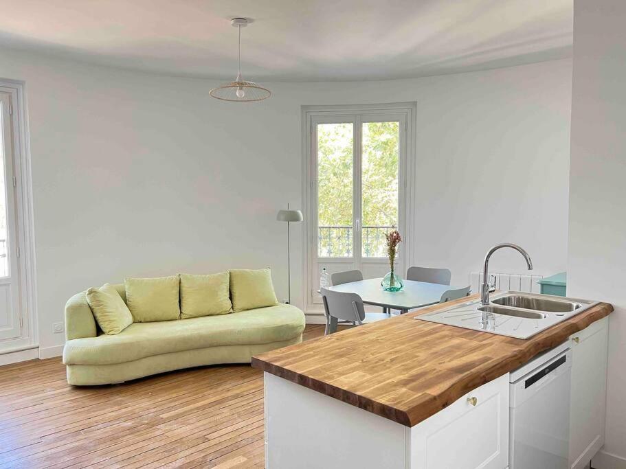 Magnifique Appartement Familiale 6 Personnes 3 Chambres Et 3 Salles De Bain En Hyper Centre Avec Rue Pietonne Parking 20M Troyes Ngoại thất bức ảnh